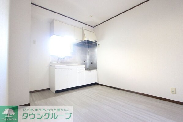 シティーシャトレーAの物件内観写真